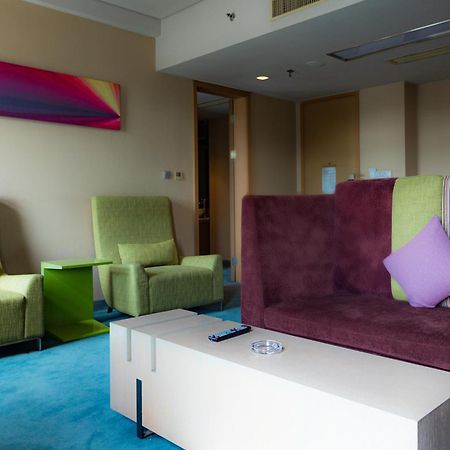 Hotel Aloft Zhengzhou Zhengdong New District Exterior foto
