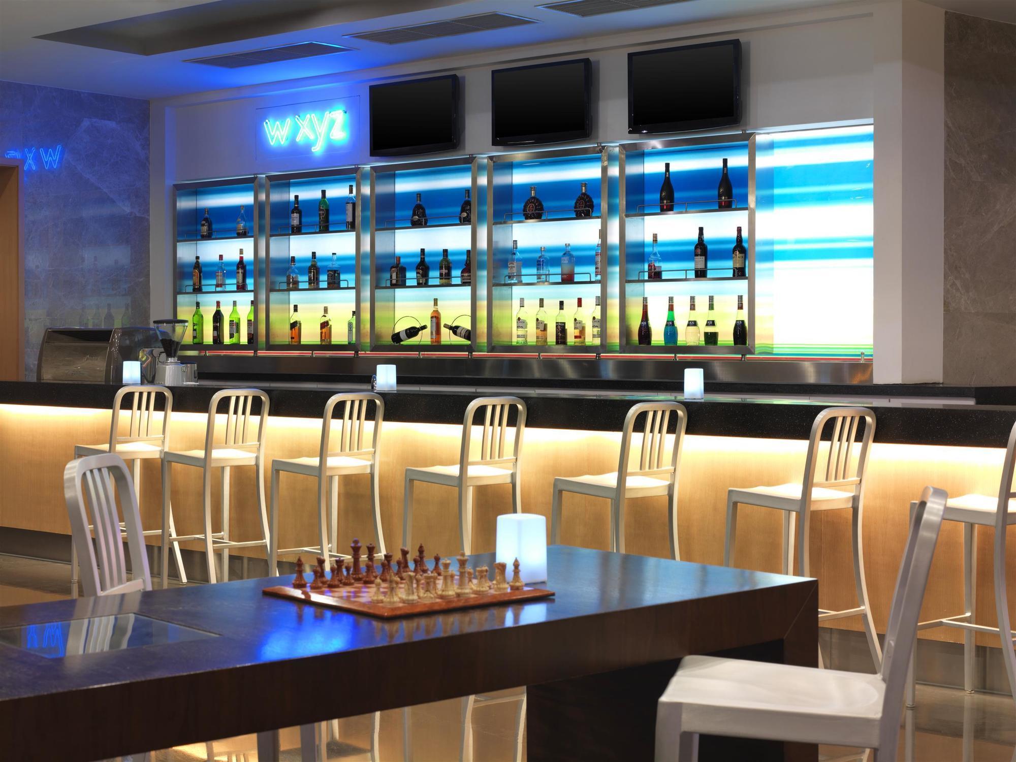 Hotel Aloft Zhengzhou Zhengdong New District Exterior foto